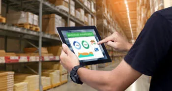 E-Commerce Management in Peak Seaso